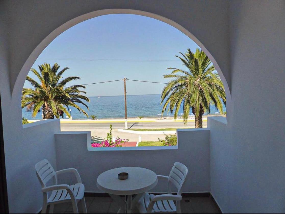 Mediterranean Hotel Karpathos Esterno foto